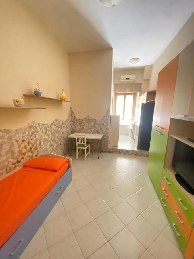 Oliday\'S Home location